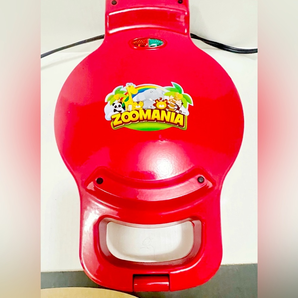 Zoomania Cake Pop Maker Tiger Bear Giraffe Lion Elephant Monkey